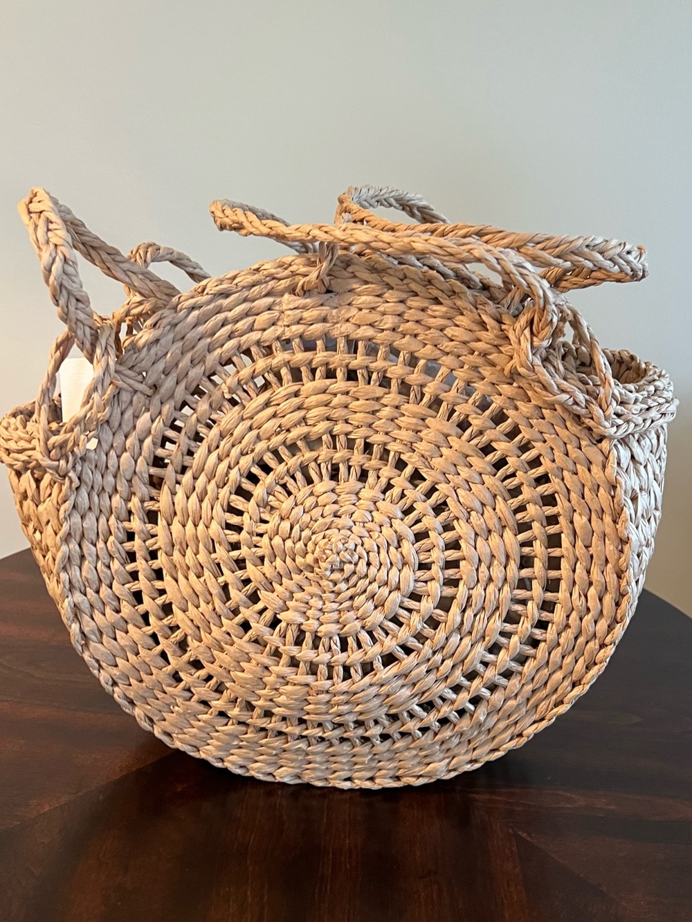 Rhythm Straw Tiki Beach Bag - Picture 2 of 9